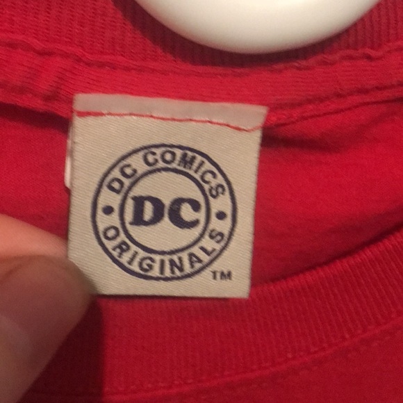 DC Comics Originals The Flash 100% Cotton Sleeveless TSHIRT Red w/ gold ⚡️🔥 - Picture 3 of 4